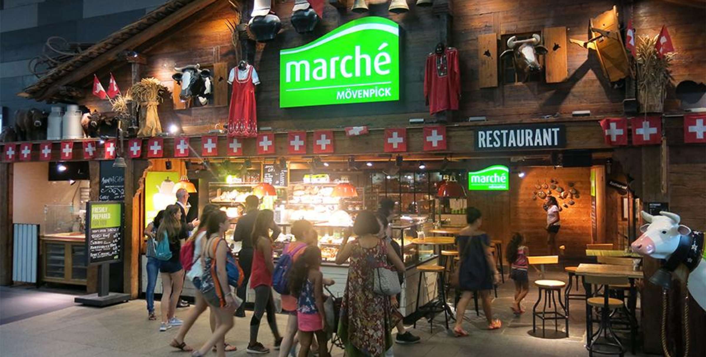 Restaurant Marché Mövenpick - 313@Somerset in Singapore