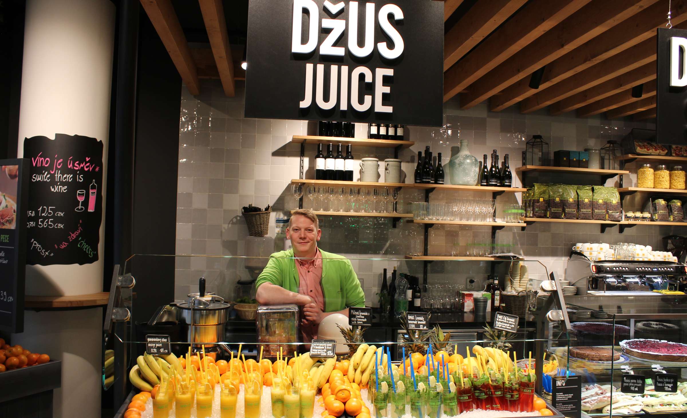 Marché Mövenpick Prague Airport Juice Bar